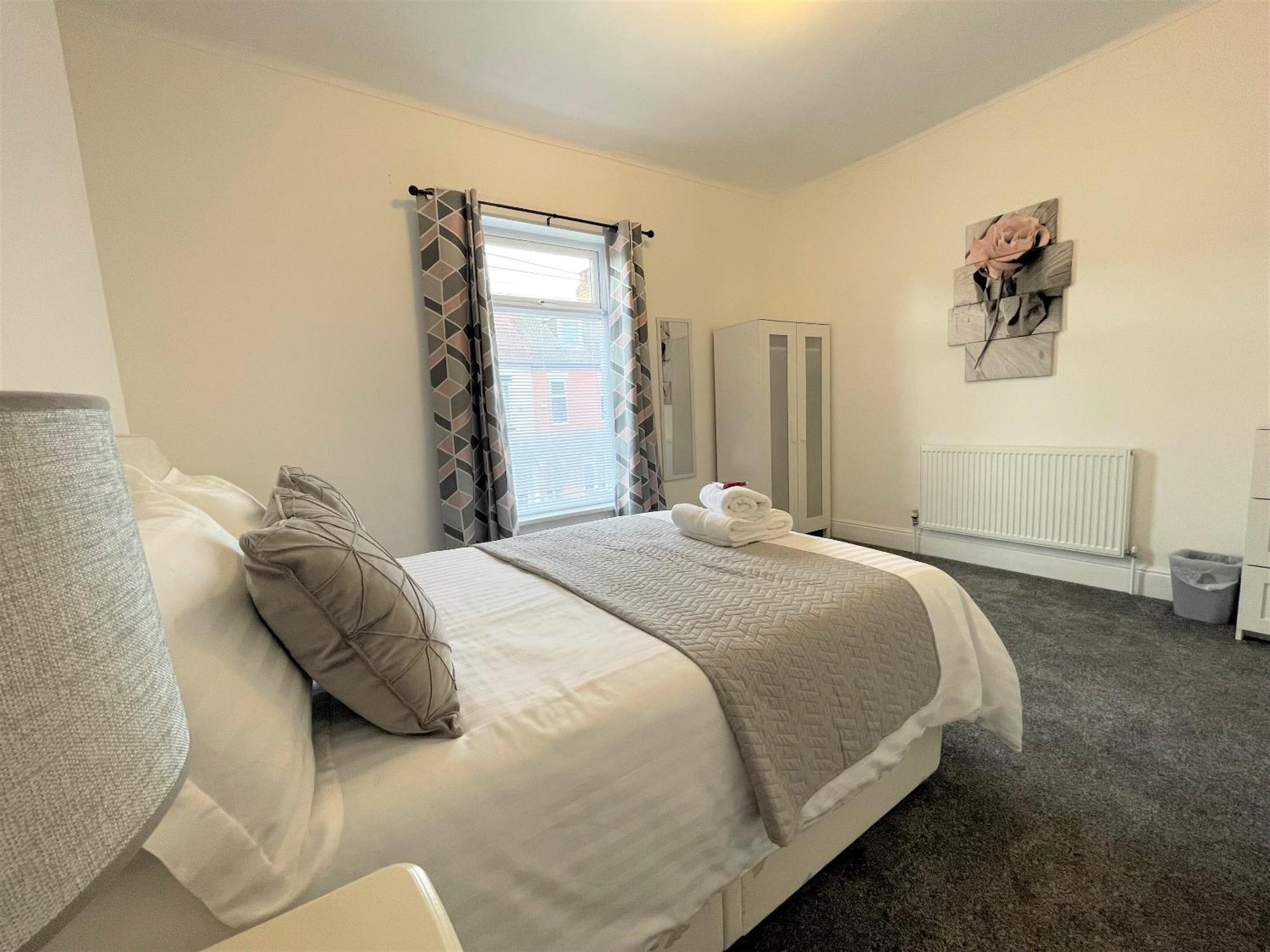 Robinhuts - 3 Bed -perfect For Contractors, Families & Students Holiday home