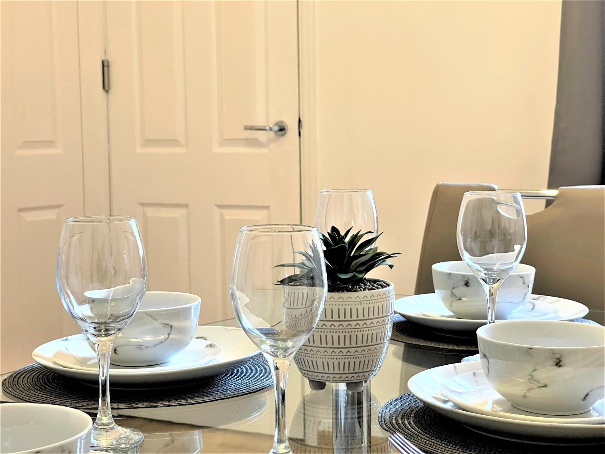 Robinhuts - 3 Bed -perfect For Contractors, Families & Students